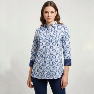 Chico’s Tie Dye Shells Blue Multi No Iron Shirt